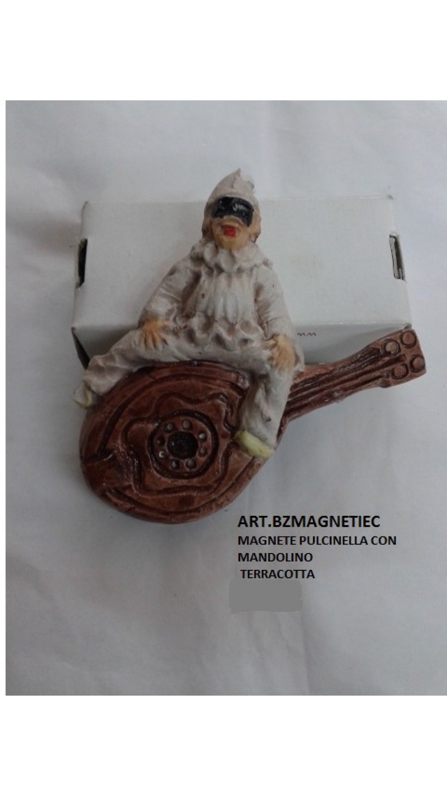 MAGNETE TERRACOTTA PULCINELLA CON MANDOLINO